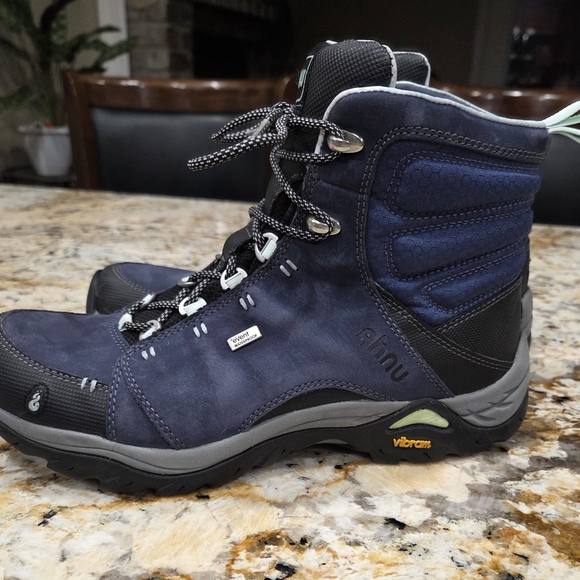Ahnu Montara Hiking Boot In Midnight Blue Women's Size 8.5 Like New - Picture 4 of 13